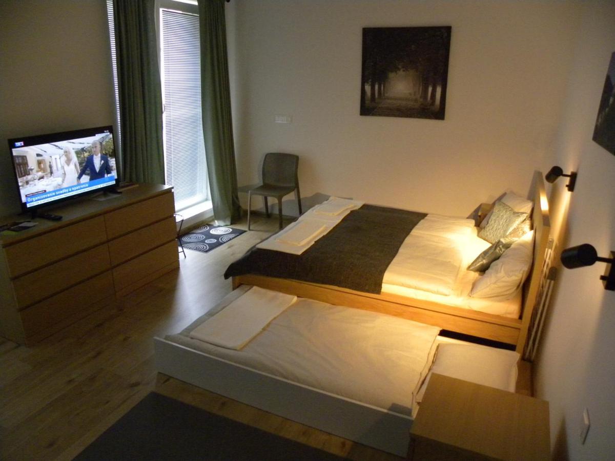 Apartment 105